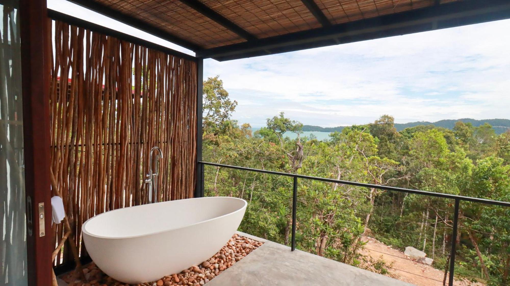 Island Center Point Hotel Koh Rong Sanloem Exterior photo